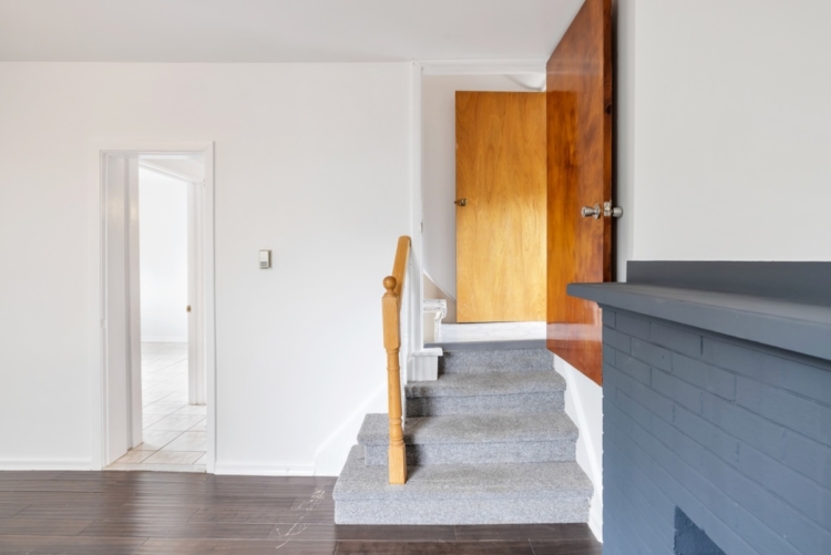 177 Harvie Ave-11