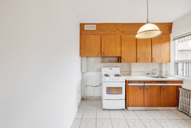 177 Harvie Ave-14