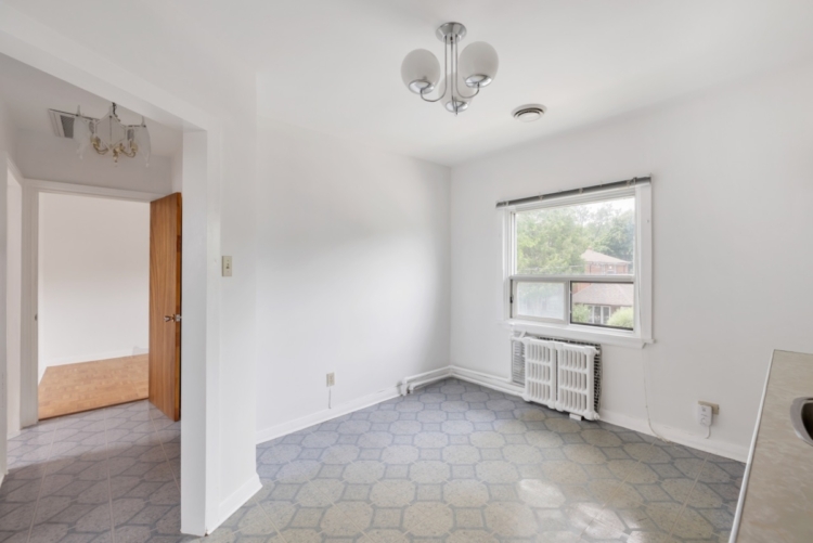 177 Harvie Ave-30